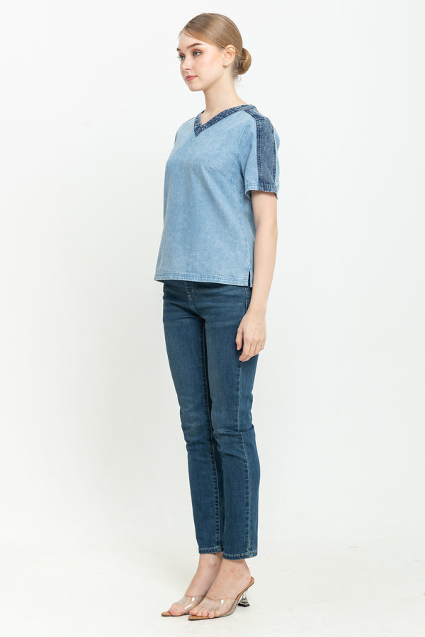 N2 - Denim Top 7540